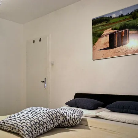 Laura Apartment