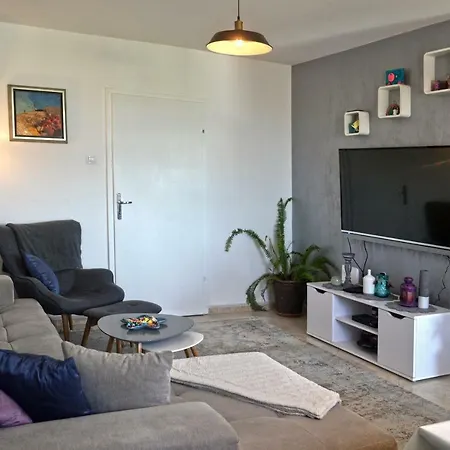 Apartment Laura *