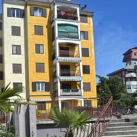 Laura Rovinj